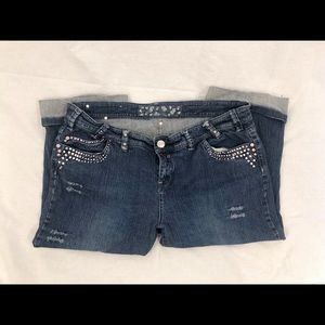 Women’s Size 24 Evans Jeans With Pink Rhinestones